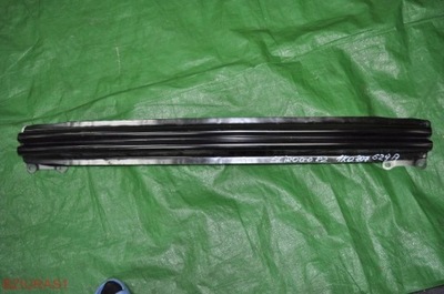 Балка бампера задня vw scirocco lift r 1k0807629a фото №1