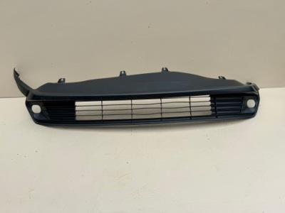 Toyota yaris cross 20r- спойлер накладка бампера перед передняя фото №1