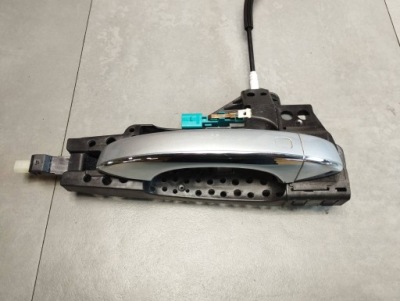 Audi a7 4g 2016 ручка правая перед kessy хром led lz7g фото №1