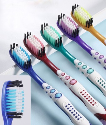 Ake Toothbrush średnio twarda szczoteczka do zębów