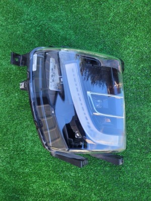 Tesla x протитуманна фара led правий drl ece up-level eu фото №1