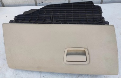 Бардачок bmw f10 f11 europa 9173907 фото №1