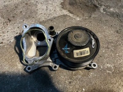 1 bmw 2.0d насос wody 77810833 фото №1