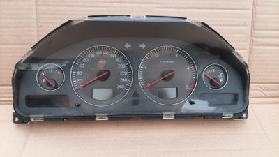 ПРИБОРНА ПАНЕЛЬ VOLVO V70 II S60 S80 XC70 30682277 69594-220T