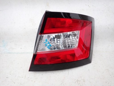 Лампа w крыло правая задняя europa fabia iii hb 5d фото №1