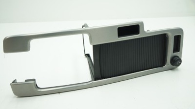 Volvo шторка бардачок s40 ii v50 c30 30755386 фото №1