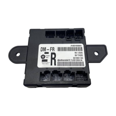 Модуль блок управления дверь jeep grand cherokee wk2 p68316558ad оригинал фото №1