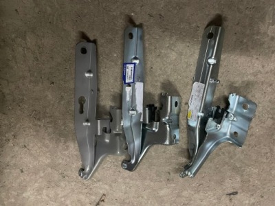 Volvo xc60 ii петля капот фото №1