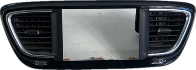 U8 chrysler pacifica ii 16- рамка решётка обдув радио навигации 6fv63dx8ac фото №1