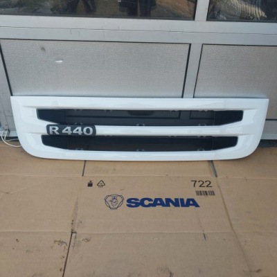 Решётка радиатора подножка решётка радиатора лавка scania r xpi фото №1