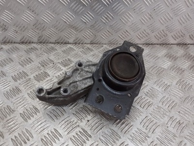 Кронштейн двигуна renault scenic ii 2.0 dci фото №1