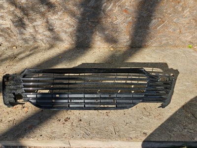 Toyota camry viii lift решітка радіатора решітка zderzakaprzod фото №1