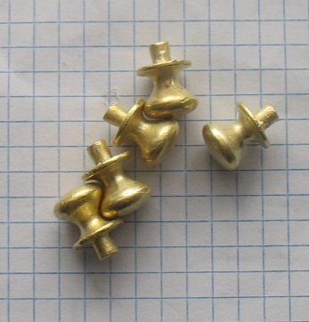 knopik (10-2) mosiądzowany