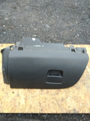 Бардачок corsa e 39013999 фото №1