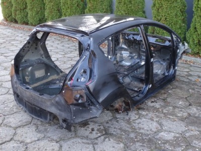 Ford fiesta mk7 08-17 четверть правый задняя крыло 5d #k142 фото №1