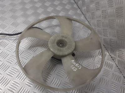 Вентилятор радиатора toyota auris 1.6 16363-22120 фото №1