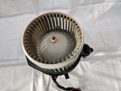 Berlingo partner iii ii вентилятор обігрівача повітродувка 5e2228200 фото №1