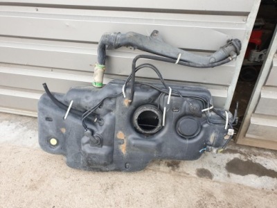 Бак пального бензин lancia phedra фото №1