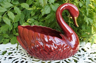 Cudna żardiniera - łabędź