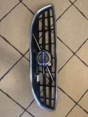 Volvo v40 решётка радиатора решётка радиатора оригинал фото №1