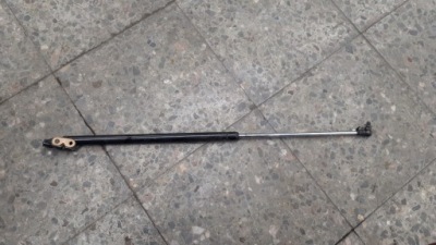 68950-10130 привод багажника правый auris ii фото №1