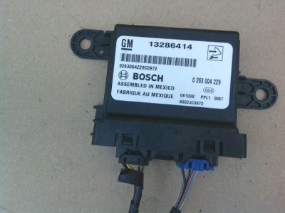 Модуль pdc opel zafira b lift 13286414 фото №1