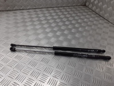 Амортизатор кришки задній задній mercedes w168 1.4 фото №1