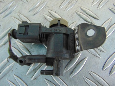 Volkswagen passat b6 клапан вакуумa фото №1