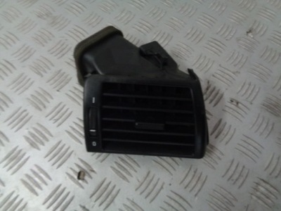 Bmw e46 cabrio 2.0cd решітка обдув права фото №1