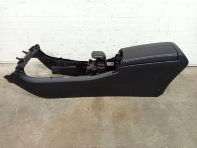 Подлокотник туннель средний mercedes a klasa w177 фото №1