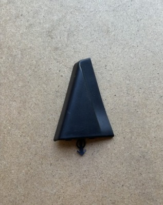 Трикутник двері задня правий renault kadjar 829e82020r 156110561 фото №1