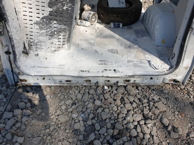 Opel vivaro trafic iii pas задній фото №1