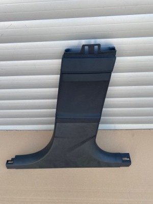 Bmw 6 f06 защита корпус стойка b правая 7289384 фото №1