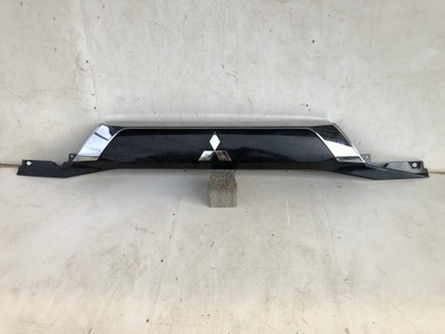 Mitsubishi outlander 3 lift молдинг кришки задня фото №1