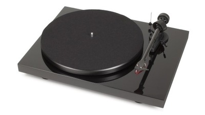 Pro-Ject Debut Carbon III DC (2M Red) Czarny HG