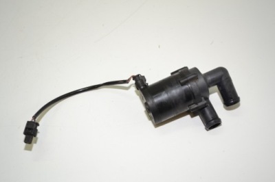 Mercedes actros mp4 помпа води webasto 9031195b фото №1