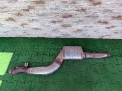 Вихлоп гасник bmw 7 g11 8582068 фото №1