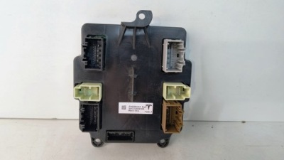 Модуль блок керування двері задній задніх tesla model x фото №1