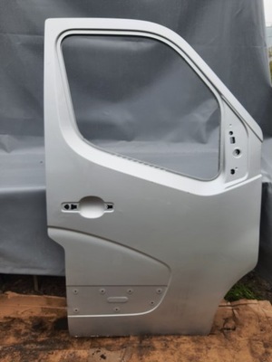 Дверь перед передние правое правый renault master iii 801100016r фото №1