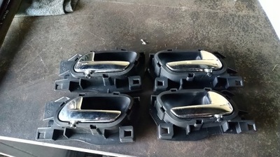 Peugeot 407 - ручка внутрішня права ліва фото №1