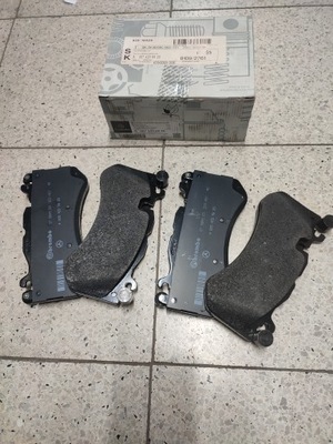 Тормозные колодки тормозные перед mercedes оригинальный номер a0074206520 фото №1