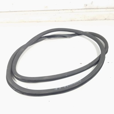 Ущільнювач двері лівий перед porsche panamera 970 i фото №1