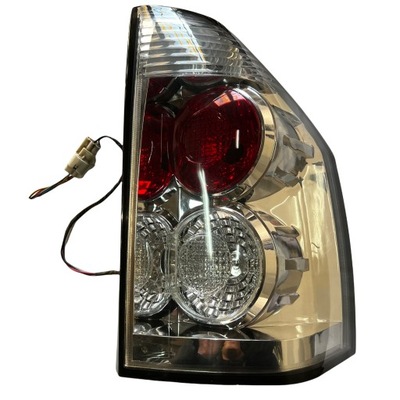 Лампа задня права mitsubishi pajero iv фото №1