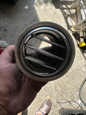 Mercedes w 222 s-klasa решітка обдув консолі правий перед фото №1