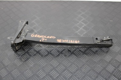 Кронштейн  бампера правий перед 9830019280 opel grandland x фото №1