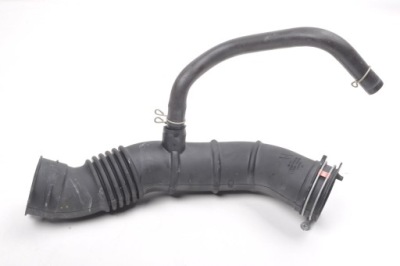 Toyota yaris cross шланг воздуха 1.5 hybrid 23r. фото №1