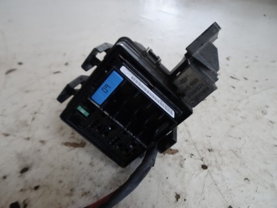 Коробка запобіжників renault megane iii 243510001r фото №1