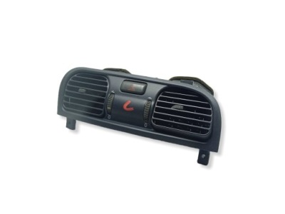 Решётка обдув кнопка света аварийных volvo v40 фото №1