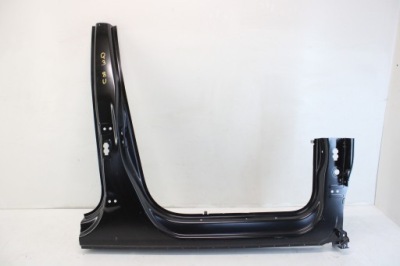 Audi q3 8u0 порог стойку правая фото №1