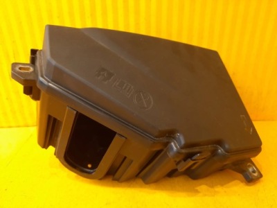 Volvo v60 ii 2.0d корпус коробка запобіжників фото №1